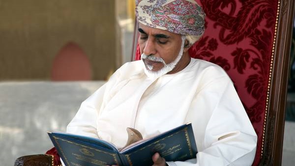 سلطان عمان يتلقى رسالة من العاهل الأردني لحضور القمة العربية