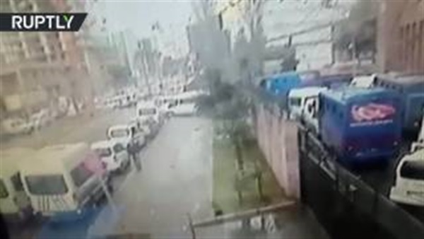 «RT» تعرض لقطات للحظة الانفجار الهائل بتركيا (فيديو)