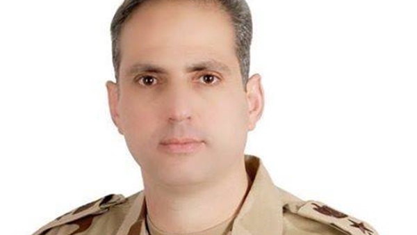 المتحدث العسكري ينشر صورة لتهنئة الأقباط بالعيد 