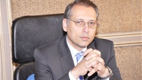 سفير مصر في لبنان ينقل تهنئة «السيسي» للجالية بعيد الميلاد 