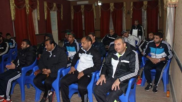 إدارة المنيا تجتمع بلاعبي الفريق لتحفيزهم قبل مواجهة الفيوم غدا