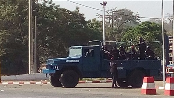 "أبو رجيلة" ينفي رحيل ثلاثي الزمالك إلي الإحتراف