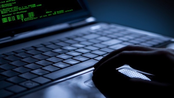 العقوبات الأمريكية تحصن فتاة روسية تدير شركة ضد الإفلاس