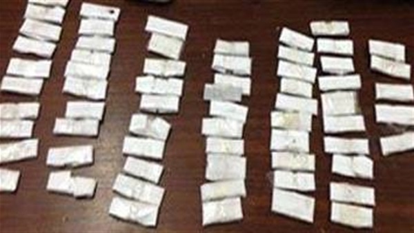 القبض على عاطلين بحوزتهما 111 تذكرة هيروين ببولاق الدكرور