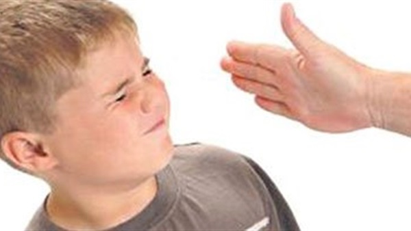 احذروا «الضرب» في تربية الأطفال لهذه الأسباب
