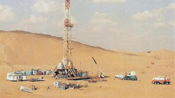 «البترول»: استثمار 810 مليون دولار وحفر 33 بئرا استكشافيا خلال عامين 