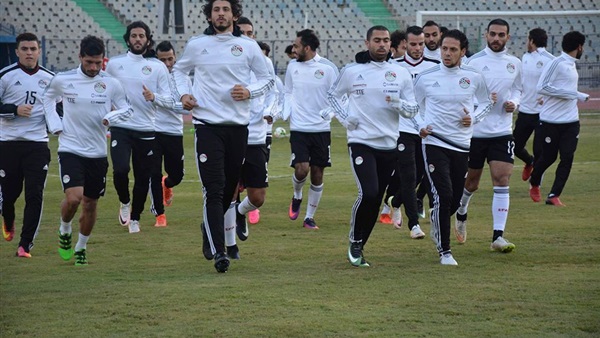أحمد حجازي يشارك في مران المنتخب كاملًا