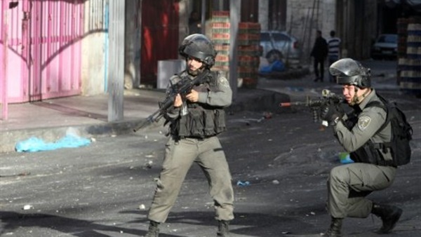 وفاة إسرائيلية طعنها فلسطيني بالضفة الغربية