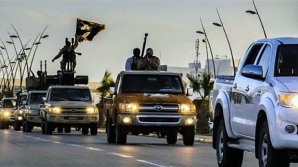 "داعش" يعدم 12 طالبا جامعيا بالموصل بدعوي التحريض على التنظيم