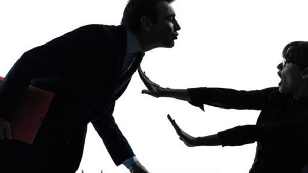 ماذا يستفيد المتحرش بعد ارتكاب جريمته؟
