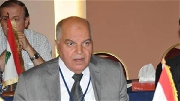 «الزناتي»: نهدف لتدريب 30 ألف معلم بنهاية 2017
