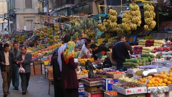 «الغضبان»: نحرص على ضمان توافر السلع الغذائية والتموينية 