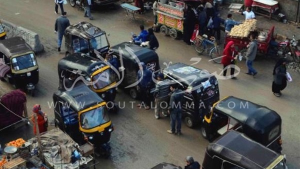 «حطب» يشهد توزيع كروت البنزين على أصحاب «التكاتك» بدمياط‎