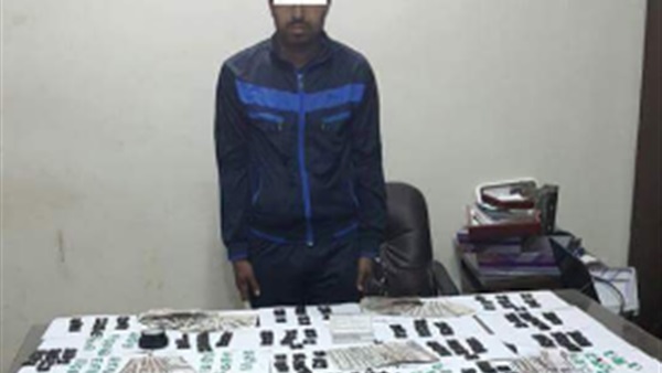 ضبط عاطل بحوزته 416 لفافة هيروين في المنوفية
