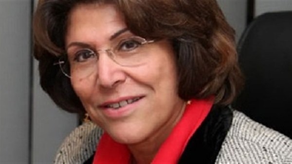 فريدة الشوباشي: لا يحق للفتاة تحميل طفلها وزر أنه مجهول الأب
