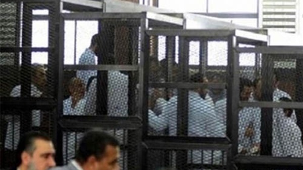 مشادة كلامية بين الدفاع وقاضي «فض رابعة»