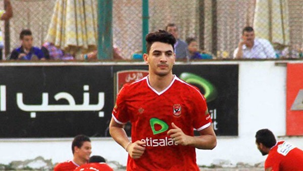 حمدي زكي يجتمع مع مدير التسويق بالأهلي 