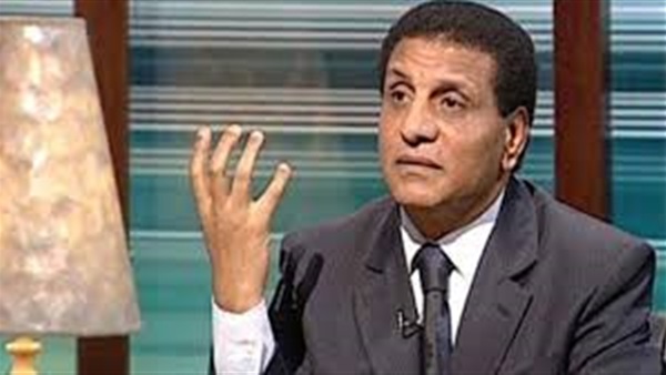 «فاروق جعفر» يحسم أمر نجم الزمالك