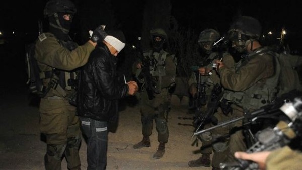 إصابة فلسطيني واعتقال اثنين خلال اقتحام الاحتلال شرق نابلس