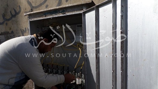 إصلاح أعطال أعمدة الإنارة العامة بـ «حراسات بورسعيد» 