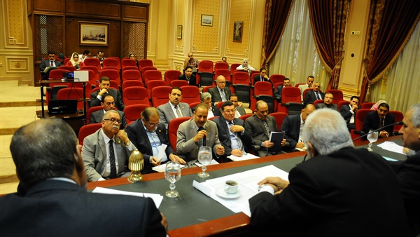 كواليس اجتماع رئيس هيئة السكة الحديد مع لجنة النقل بالنواب 