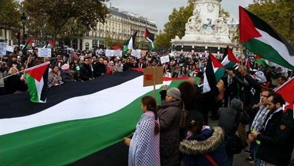 مظاهرات بمدن فلسطينية تنديدا بنية ترامب نقل سفارة أمريكا للقدس
