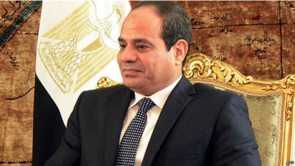 السيسي يأمر بإتخاذ التدابير لضمان تأمين الحدود والمنشآت الحيوية