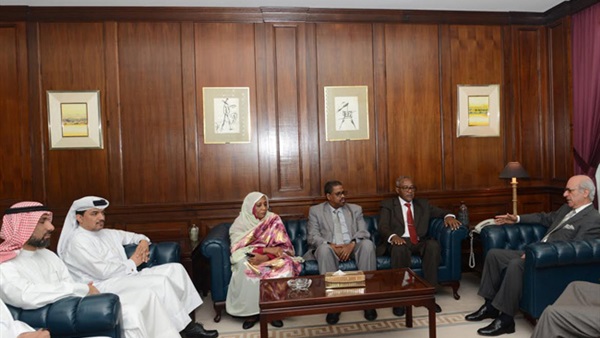 البحرين والسودان يبحثان سبل تعزيز المجال العمالي