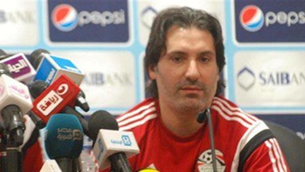 محمود فايز: أتمنى تأهل المنتخب لربع نهائي الكان