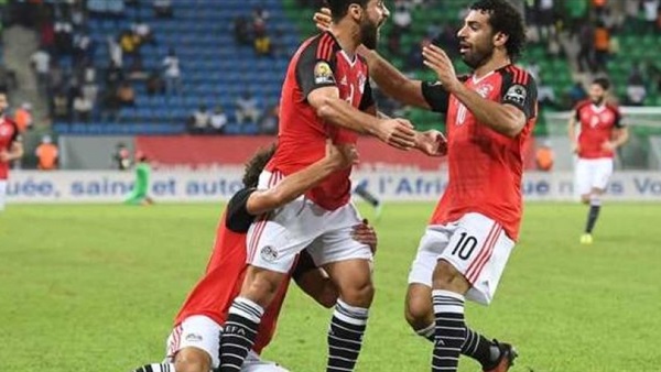 الجالية المصرية في الجابون تحتفل بفوز المنتخب على أوغندا