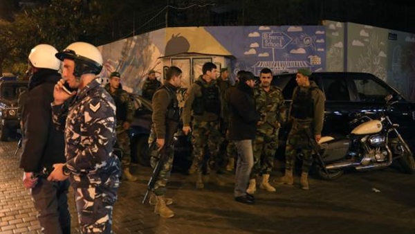 إحباط عملية انتحارية في أحد المقاهي بمنطقة الحمرا في بيروت