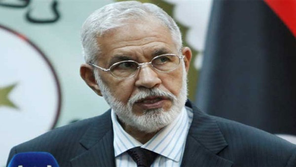 وزير خارجية ليبيا يغادر القاهرة عقب مشاركته في اجتماع دول الجوار