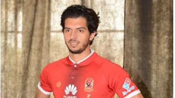 عمرو بركات يشارك في تدريبات الأهلي اليوم