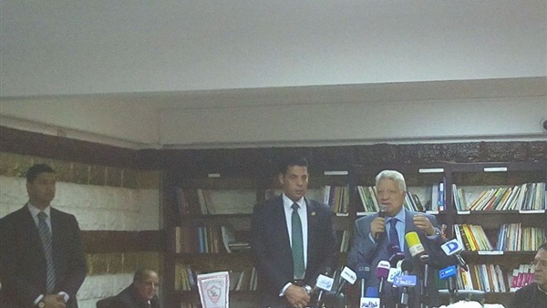 مرتضى منصور يوجه رسالة للاعبي الزمالك الراحلين