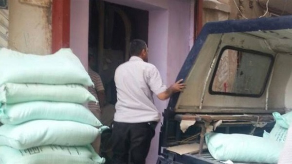 ضبط صاحبى مخبزين باعا 4 طن دقيق مدعم في كفر الشيخ‎