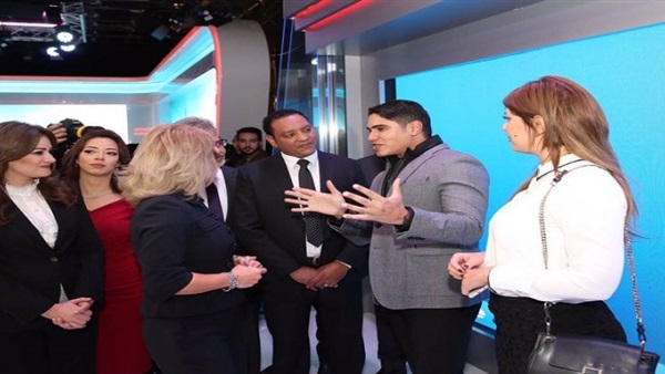 أول بث مباشر من داخل استوديو «ON LIVE» بعد افتتاحها (فيديو)