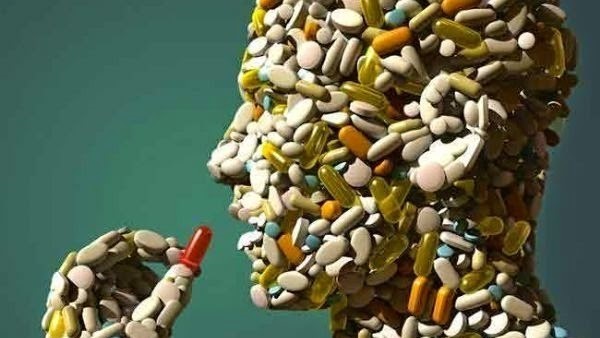 دراسة تحذر من كثرة تناول مسكنات الألم ومضادات الالتهاب