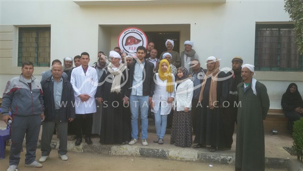 مؤسسة "الكبد المصري" تنظم قافلتين لإكتشاف فيروس "سي" بقرية الصوامعة