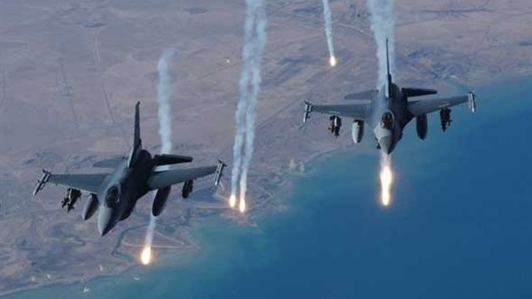 الطيران السوري ينفذ سلسلة غارات على مواقع لـ«داعش» في «الزور»