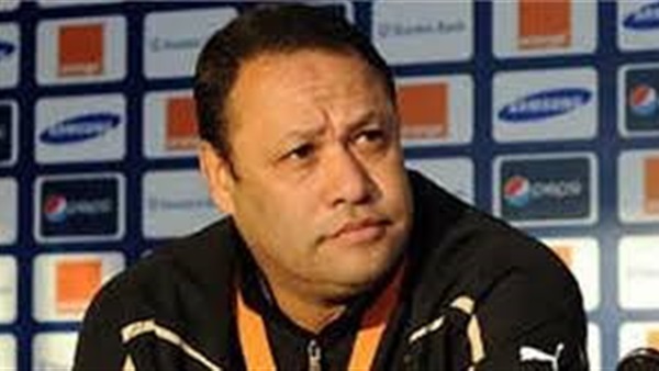 ضياء السيد يدافع عن نجم المنتخب