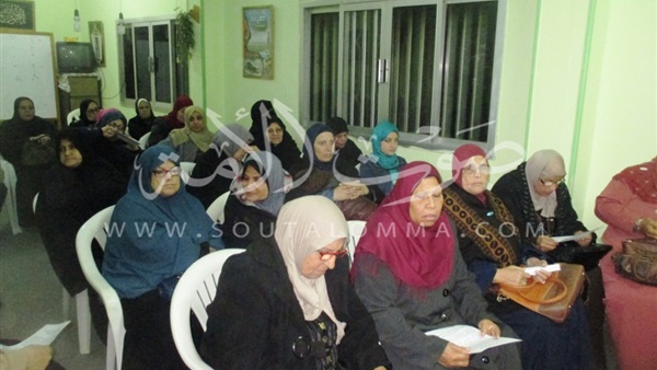 ندوة عن بر الوالدين وشفاعة الرسول في نادي السعادة بالعريش 