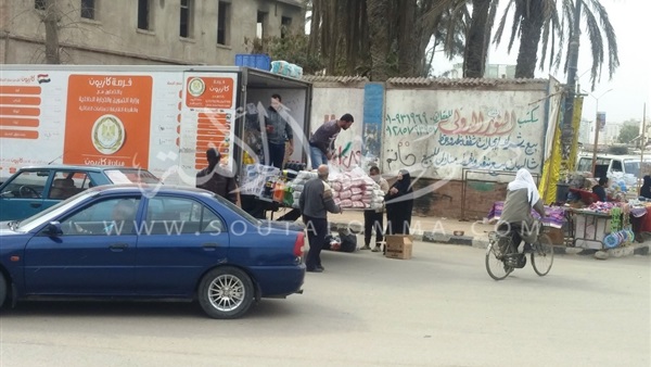 سيولة مرورية في ميدان الأربعين بالسويس 
