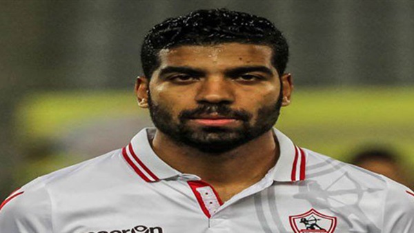 عودة علي فتحي تغلق ملف الظهير الأيسر في الزمالك