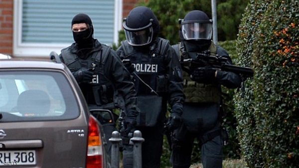 ألمانيا تلاحق 27 من اليمين المتطرف بعضهم متهمون بالعنف