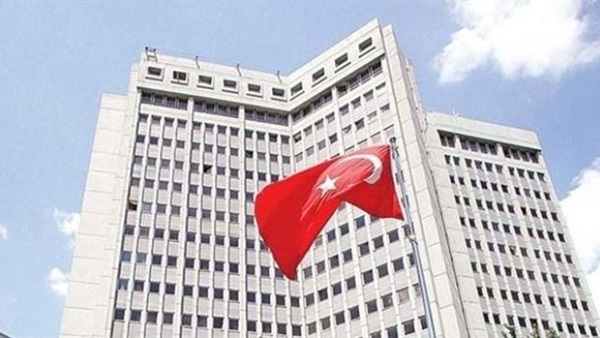 تركيا تندد بإفراج أثينا عن عسكريين فروا إلى اليونان إثر تحركات الجيش