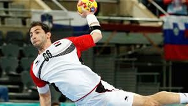 الزمالك يحتفل بعيد ميلاد أحمد الأحمر الـ33 