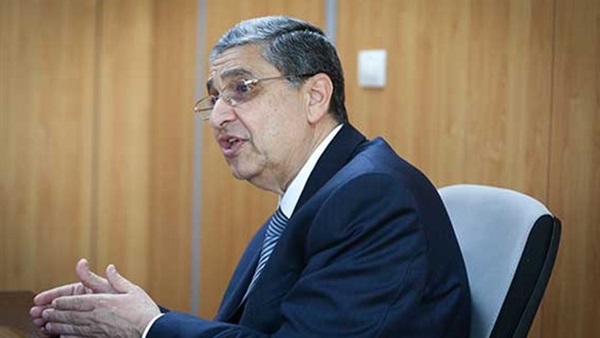 وزير الكهرباء: متوسط العاملين في المحطات 6 آلاف شخص