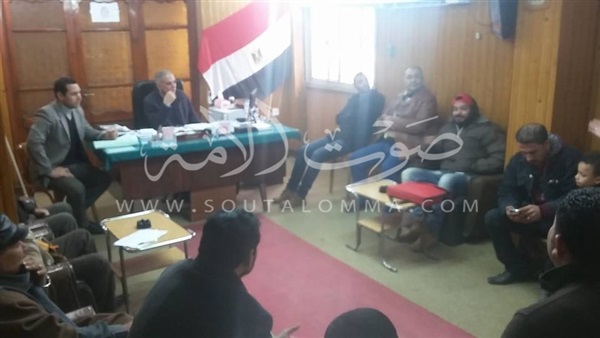 «هيكل» يجتمع بالشباب لحل مشاكل «بيلا» بكفر الشيخ 