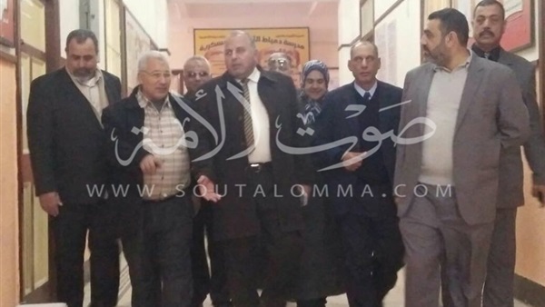 «وكيل تعليم دمياط» يتفقد كنترولات المحافظة‎