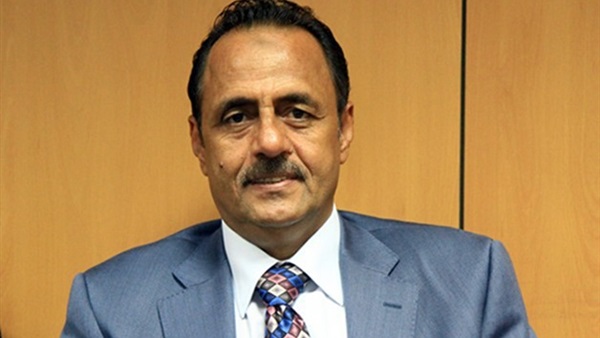 خالد أبوزهاد: نأمل أن يعالج التغيير الوزاري القصور الحكومي